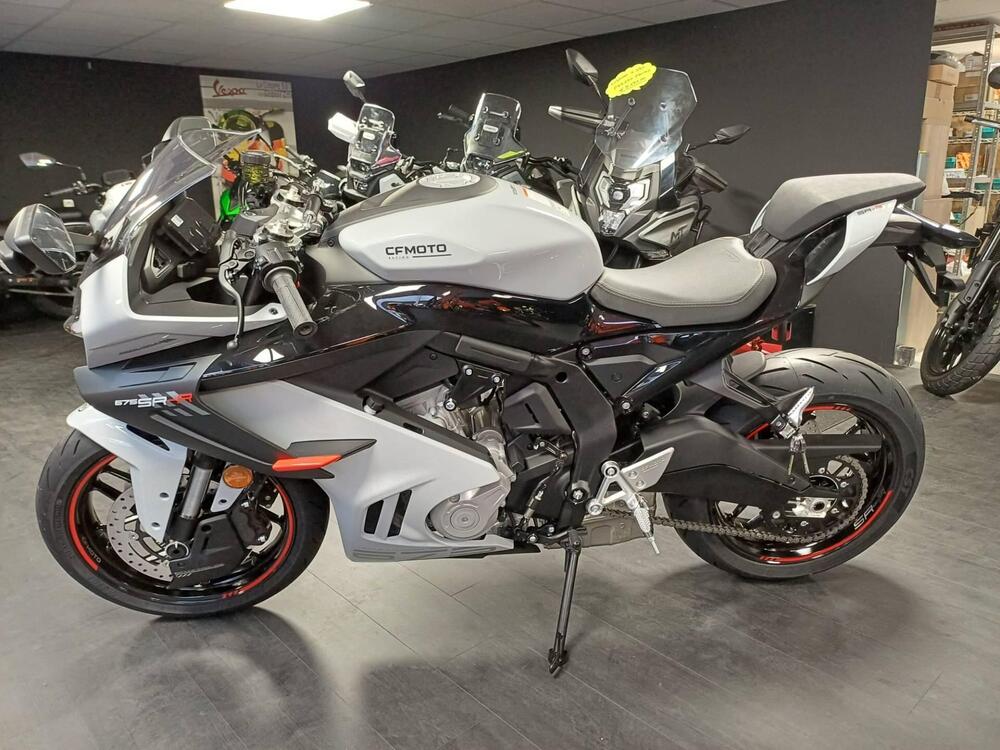 CFMOTO 675SR-R (2025 - 26) (2)