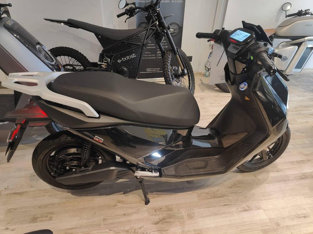 Niu FQi 500 (2025 - 26) (2)