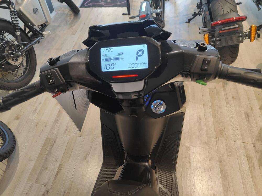 Niu FQi 500 (2025 - 26) (6)