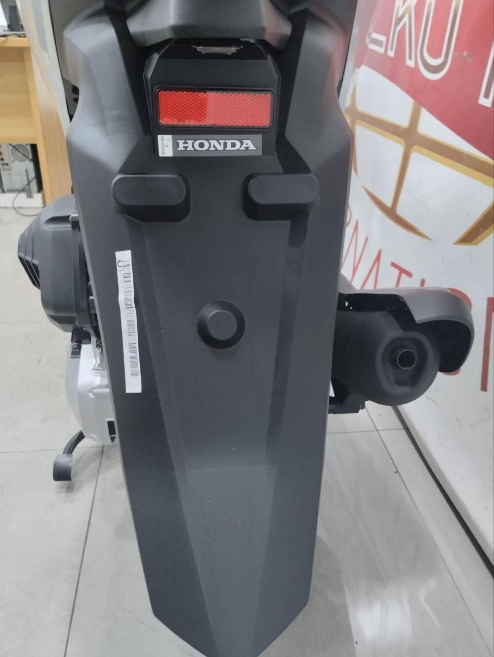 Honda SH 150 (2026) (10)