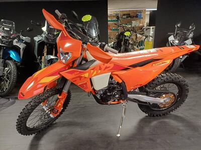KTM 250 EXC-F Six Days (2025) nuova
