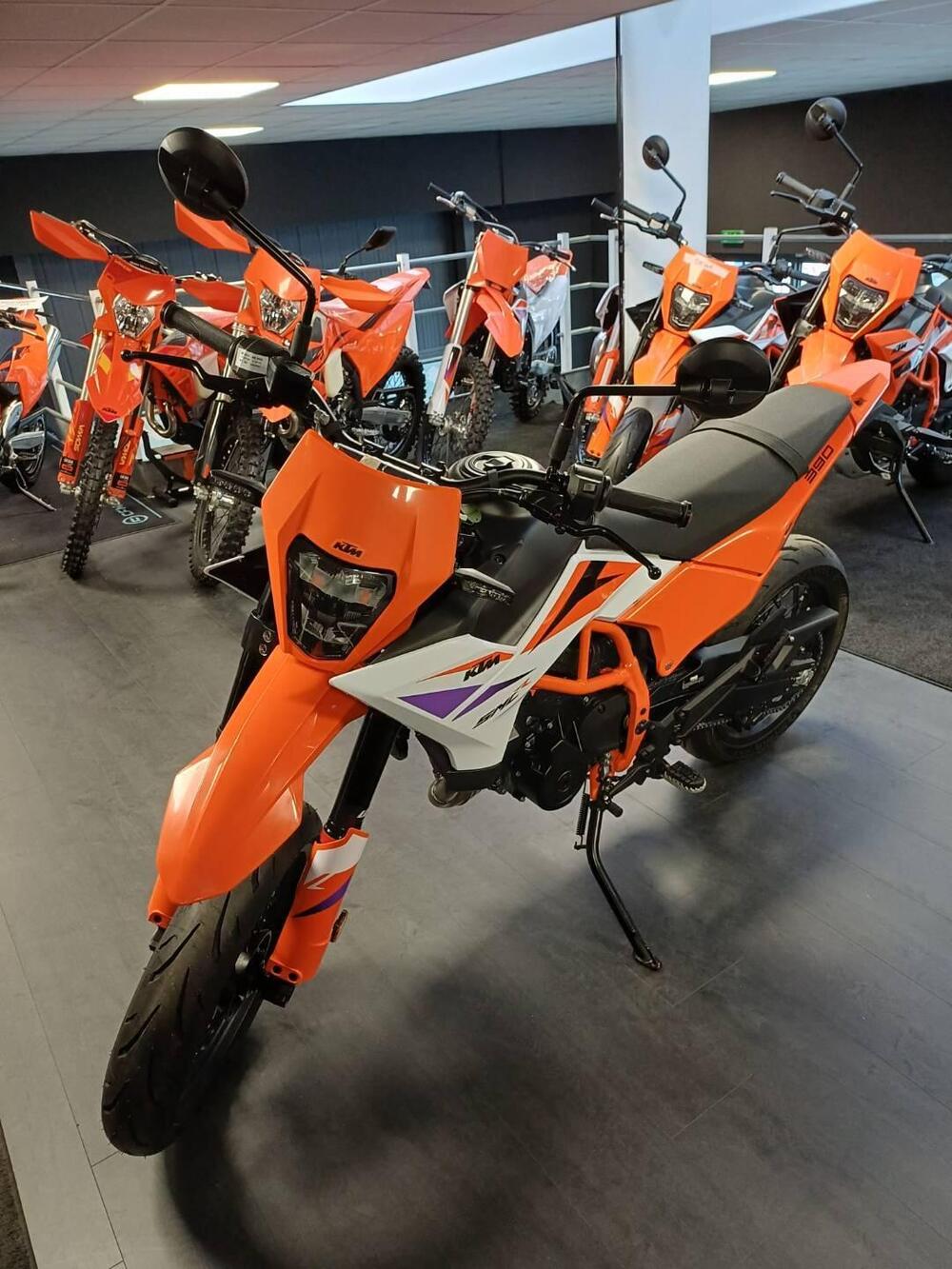 KTM 390 SMC R (2025 - 26) (3)