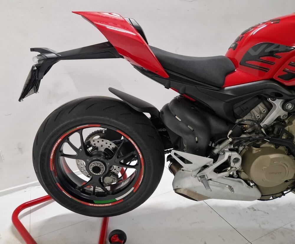 Ducati Streetfighter V4 1100 S (2020) (4)