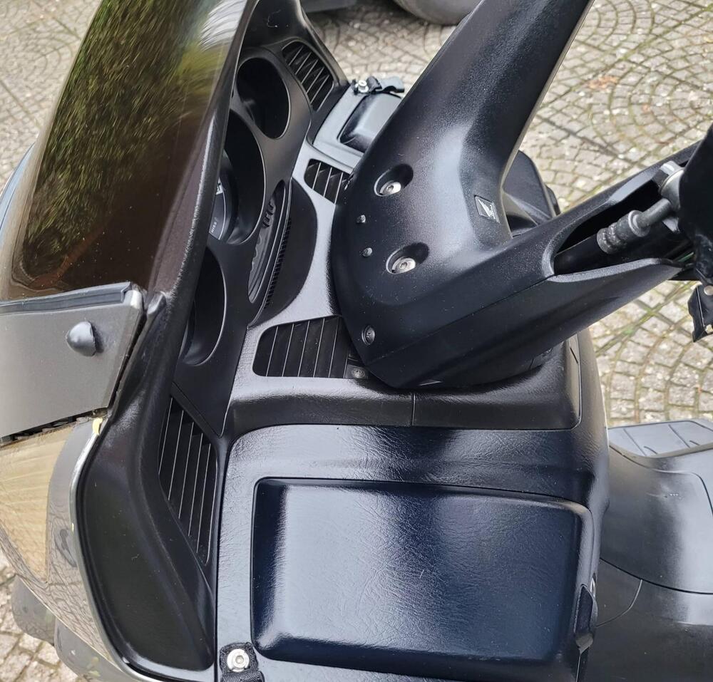 Honda Silver Wing 400 (2006 - 09) (4)