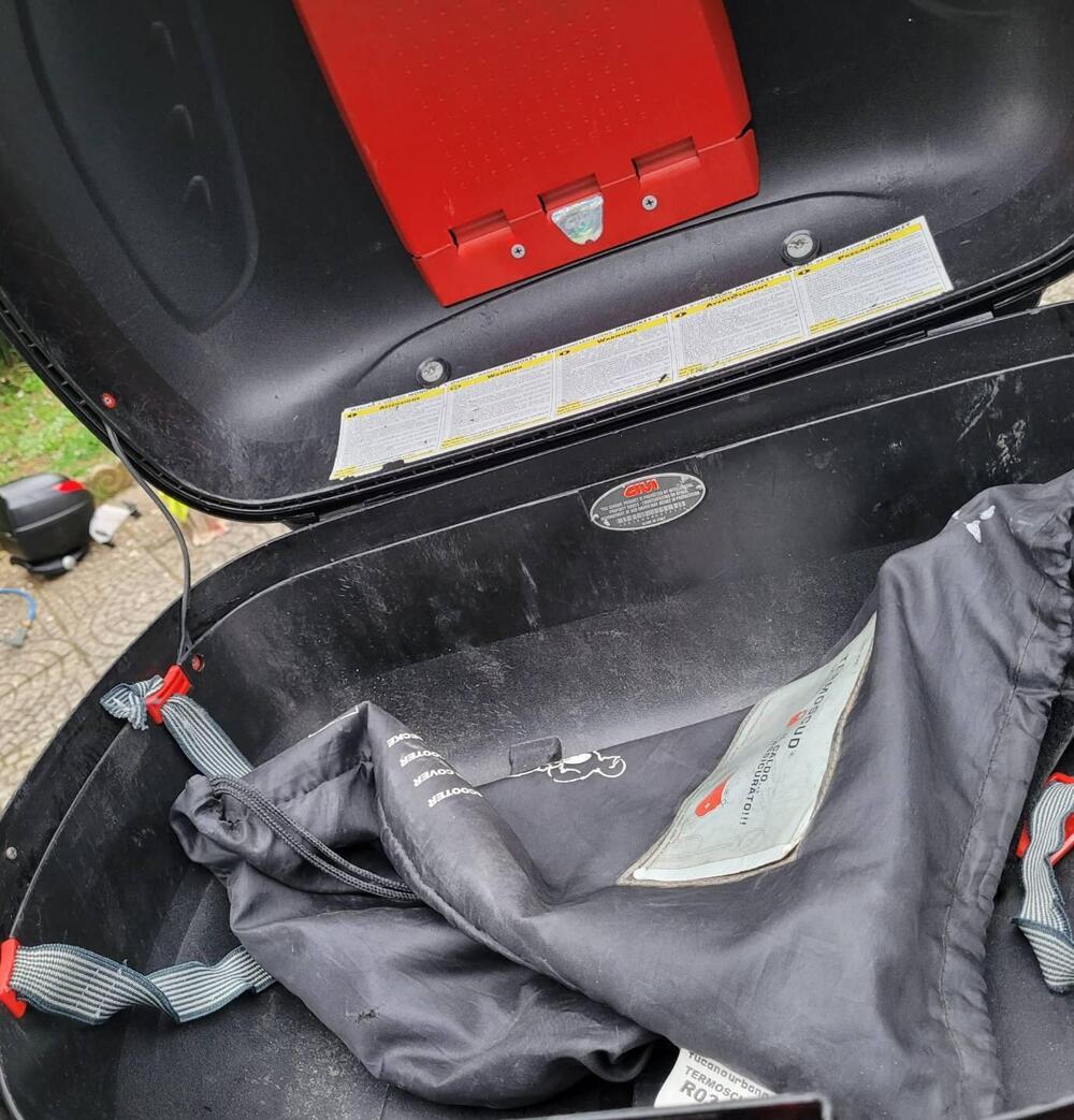 Honda Silver Wing 400 (2006 - 09) (7)