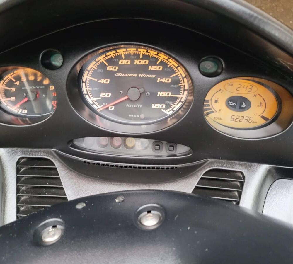 Honda Silver Wing 400 (2006 - 09) (8)