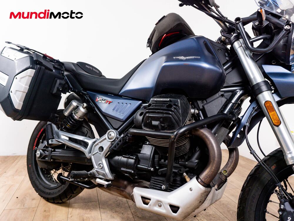 Moto Guzzi V85 TT (2024 - 26) (5)
