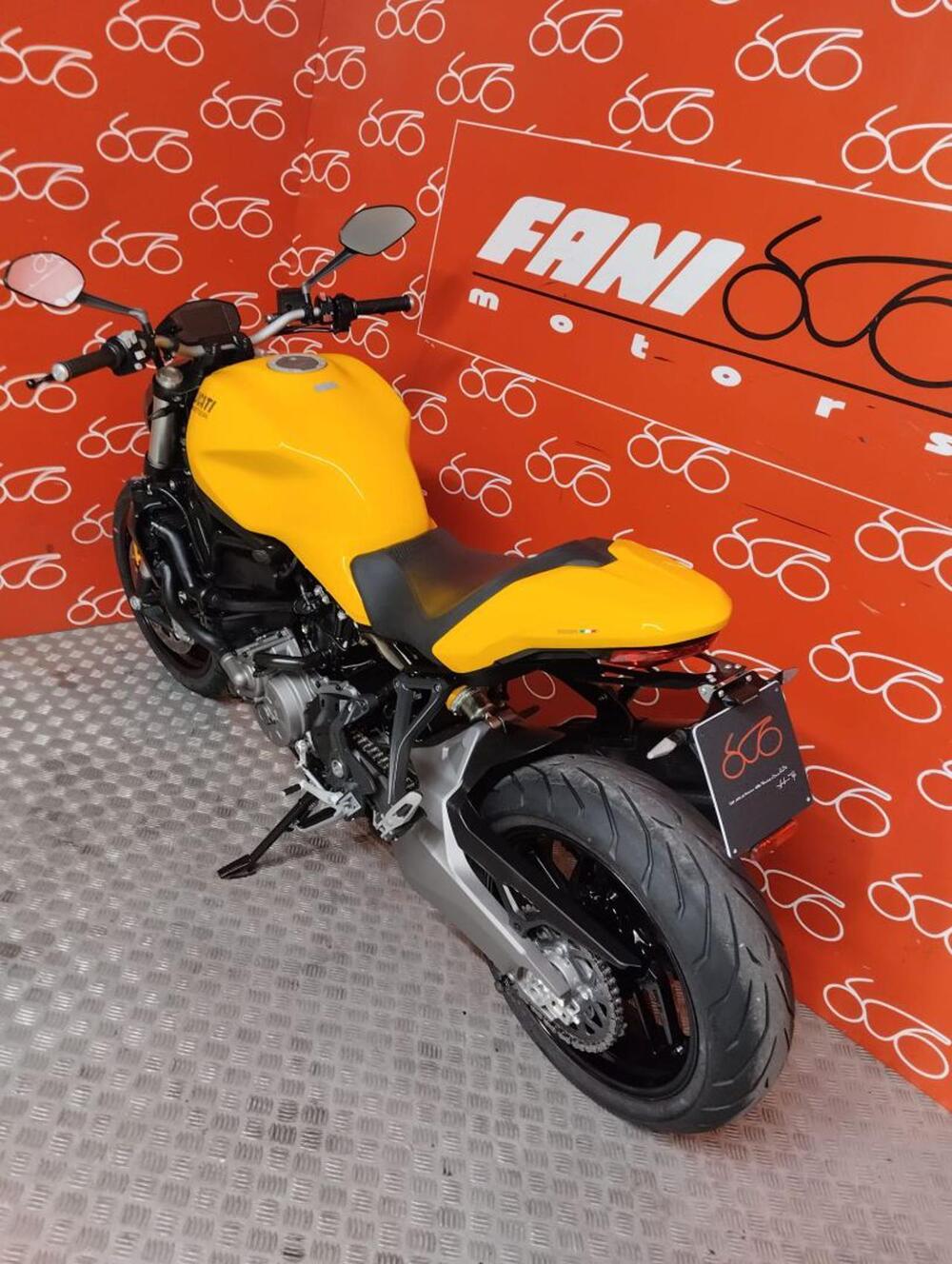 Ducati Monster 821 ABS (2014 - 17) (4)