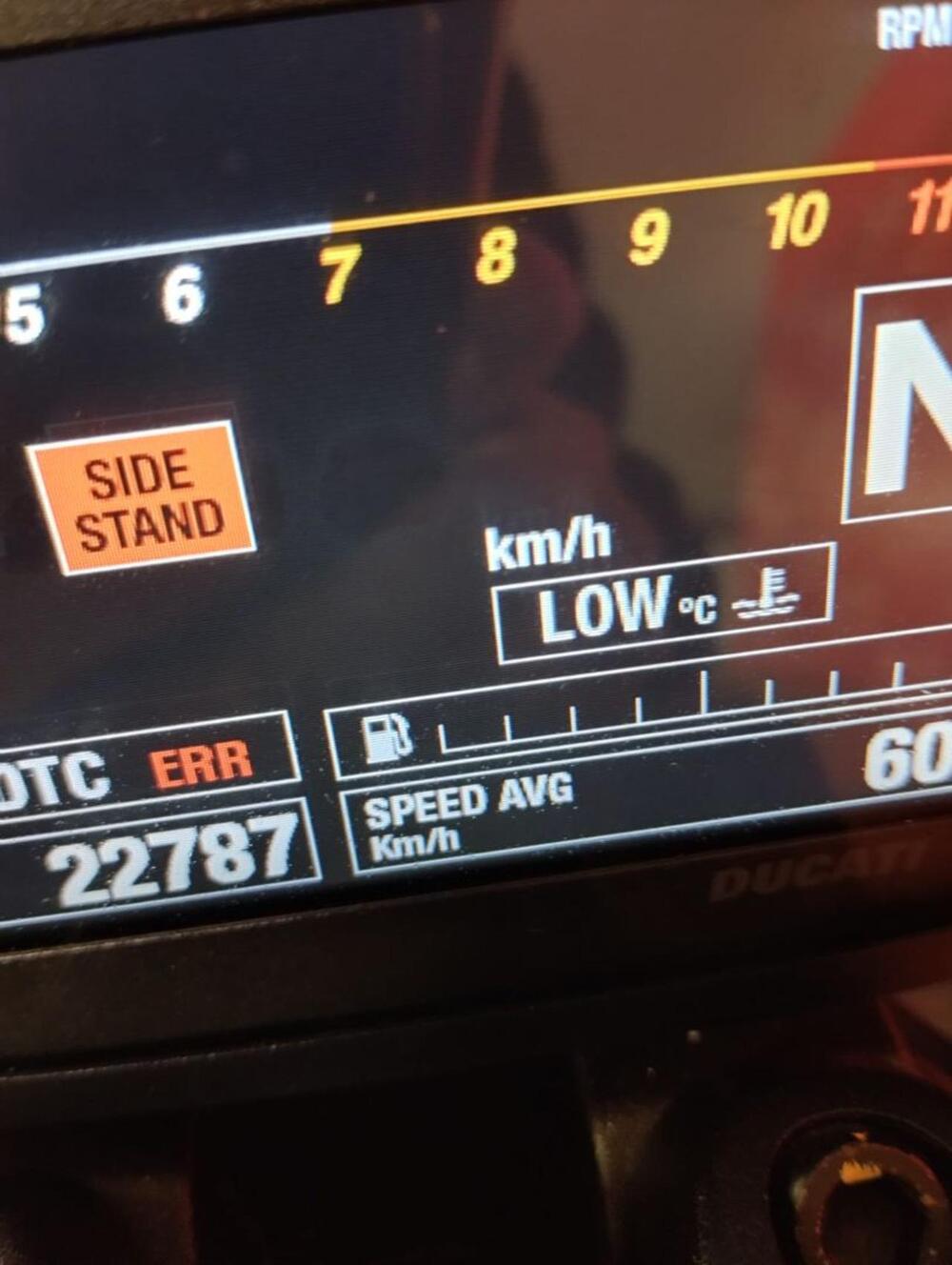 Ducati Monster 821 ABS (2014 - 17) (7)