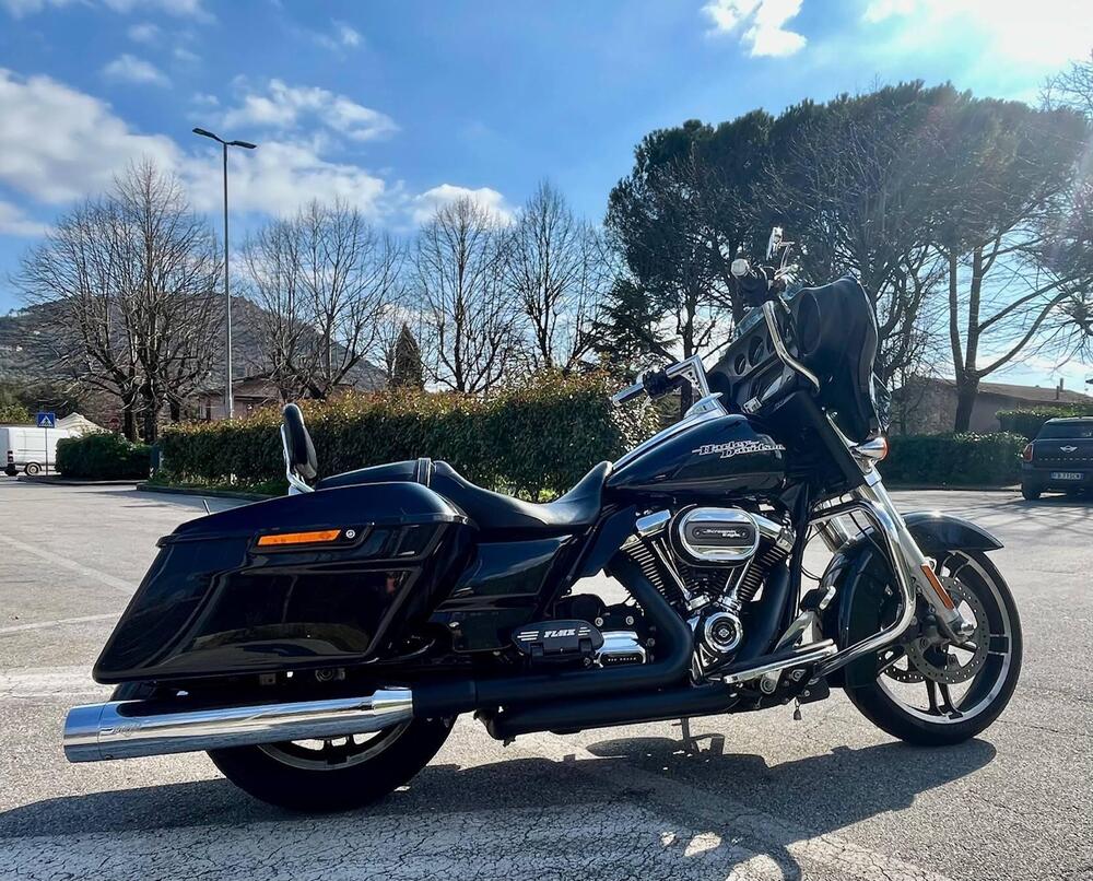 Harley-Davidson 107 Street Glide (2017 - 19) - FLHX (3)