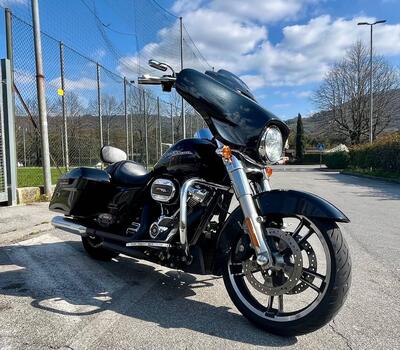 Harley-Davidson 107 Street Glide (2017 - 19) - FLHX usata