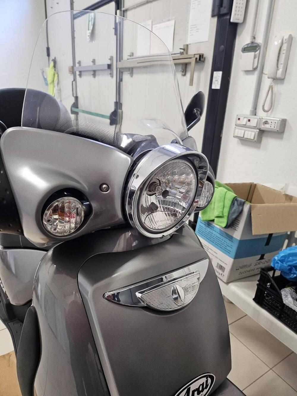 Aprilia Scarabeo 250 GT (2004 - 07) (3)