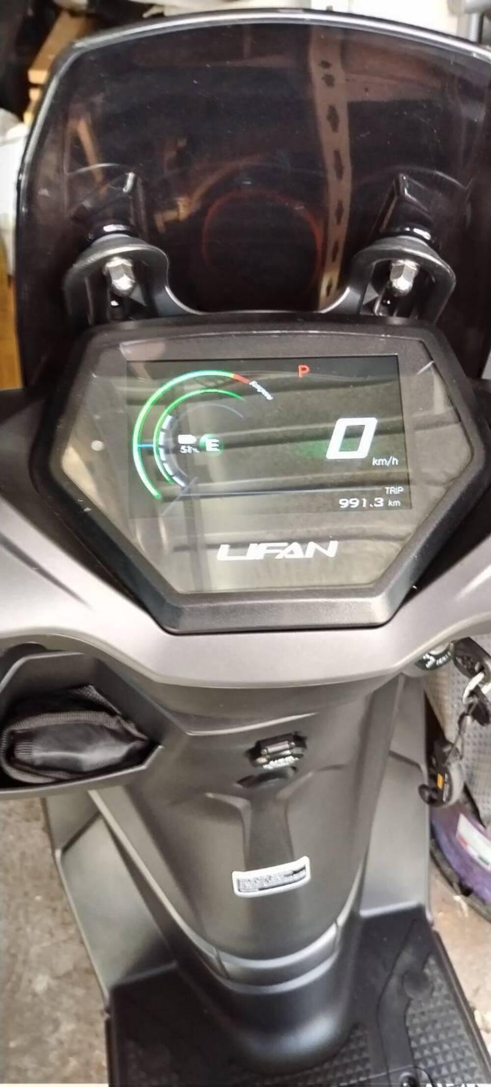 Lifan E4 L1e Doppia Batteria (2021 - 26) (2)