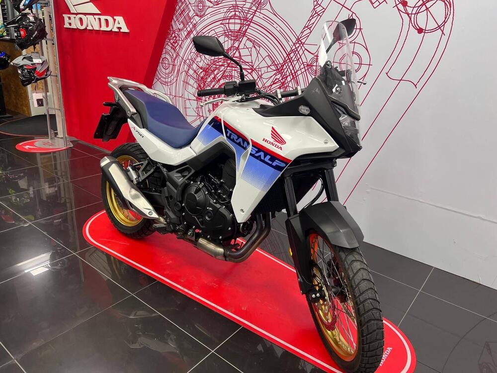 Honda Transalp XL750 (2023 - 24) (3)