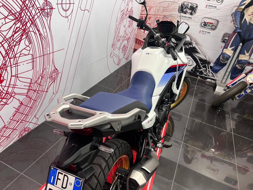 Honda Transalp XL750 (2023 - 24) (4)