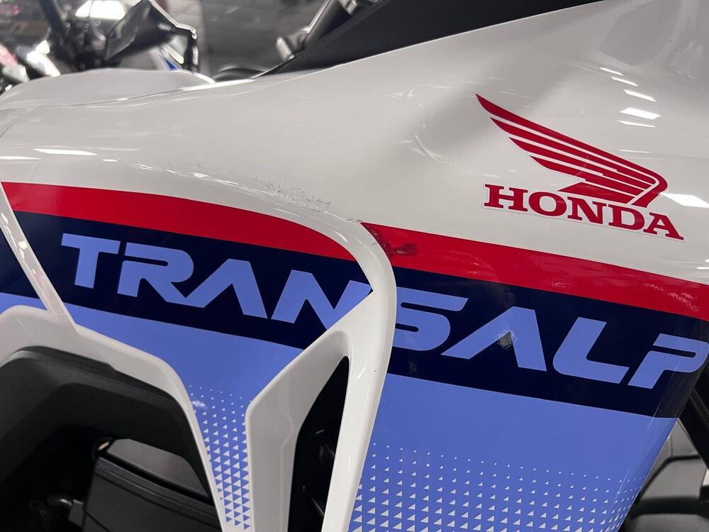 Honda Transalp XL750 (2023 - 24) (9)