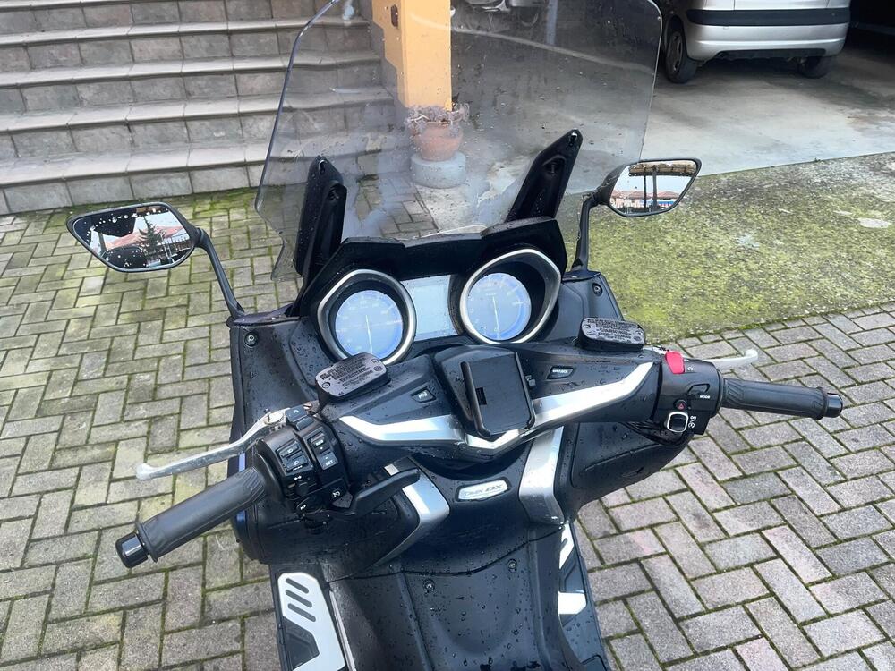 Yamaha T-Max 530 DX (2017 - 19) (5)