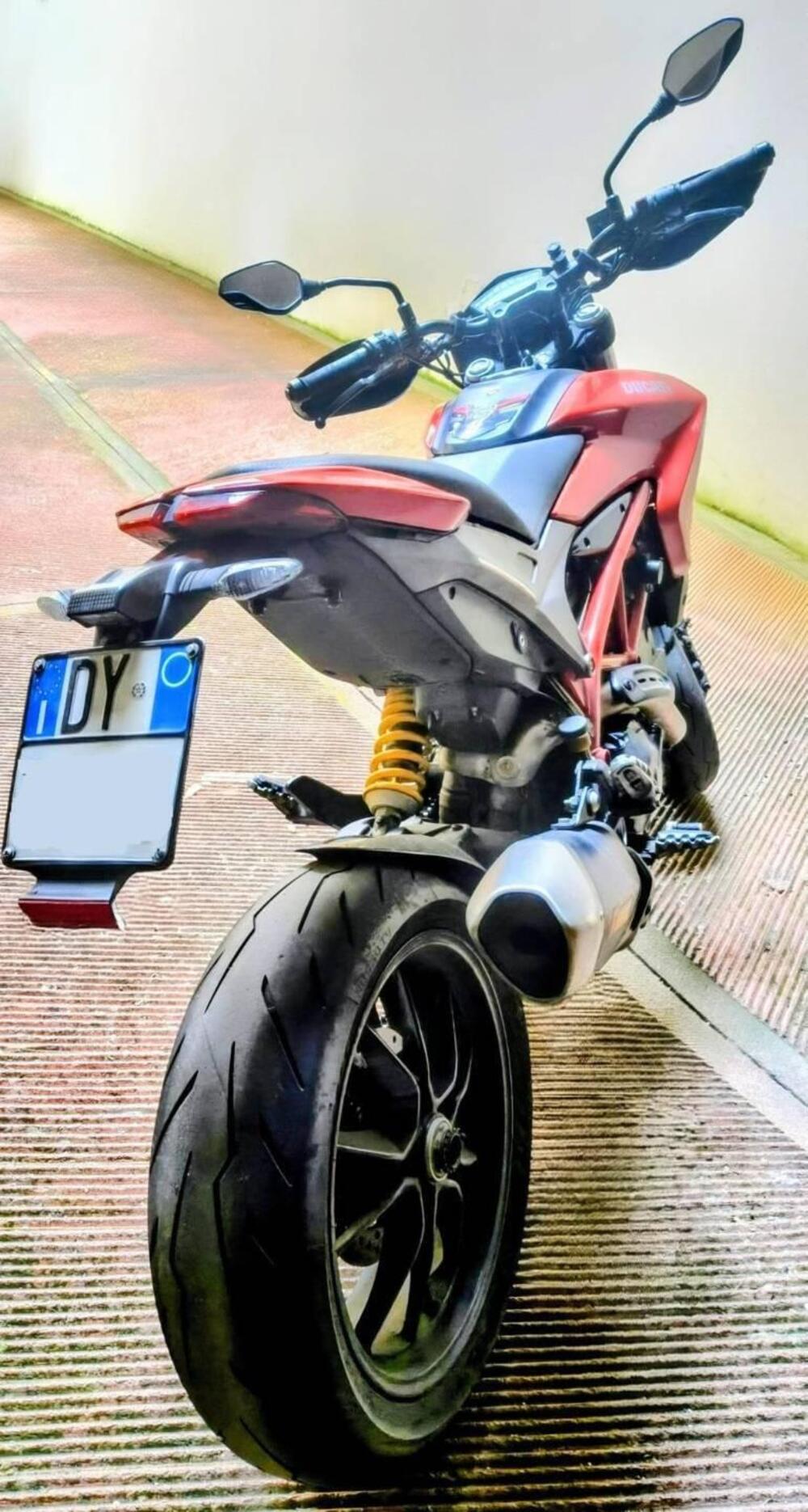 Ducati Hypermotard 821 (2013 - 15) (4)