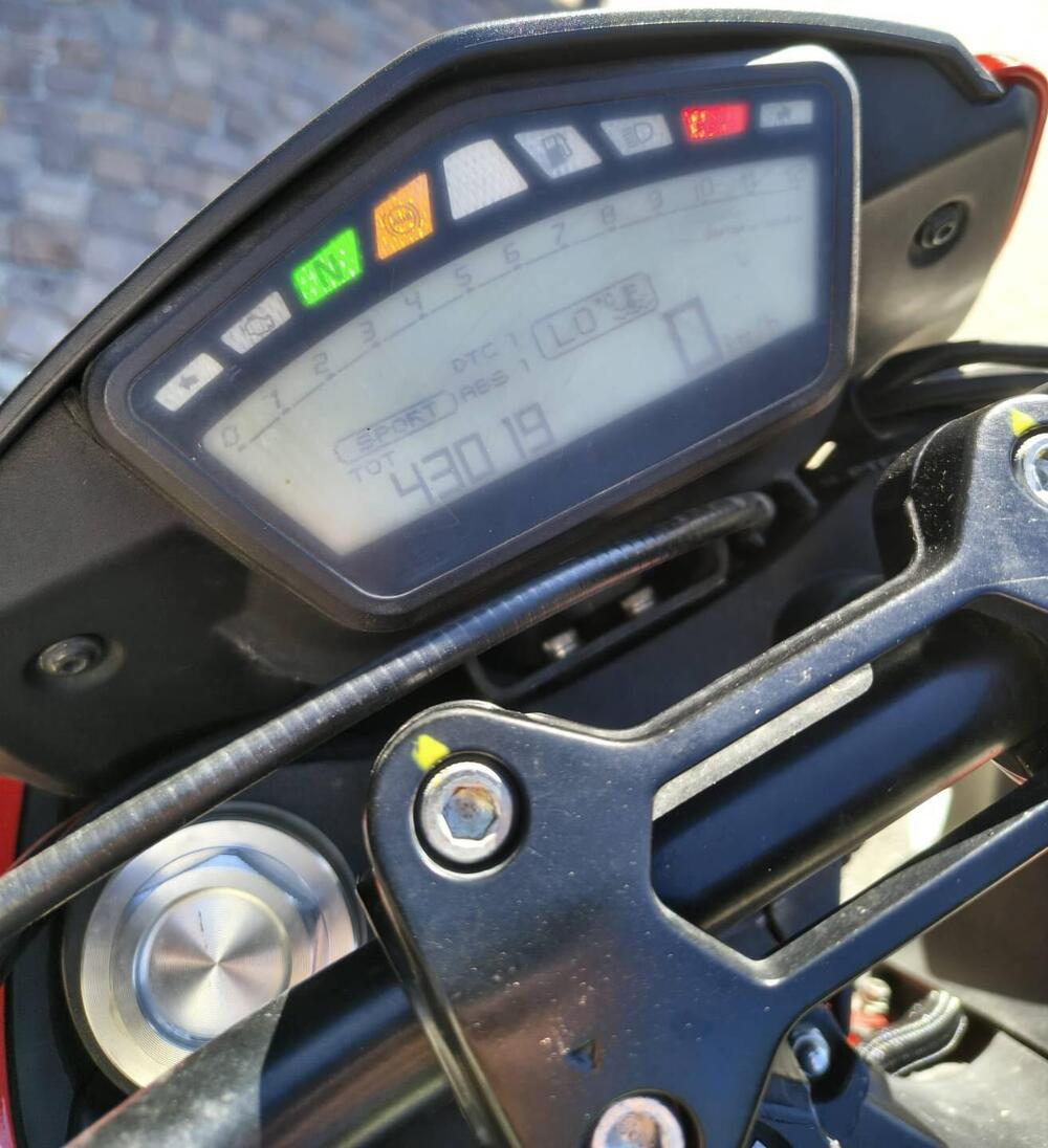 Ducati Hypermotard 821 (2013 - 15) (7)