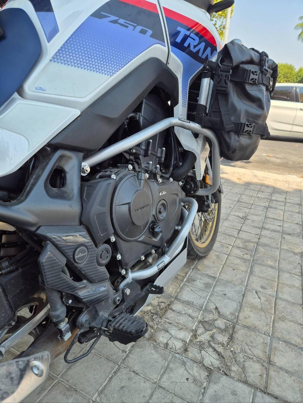 Honda Transalp XL750 (2023 - 24) (4)