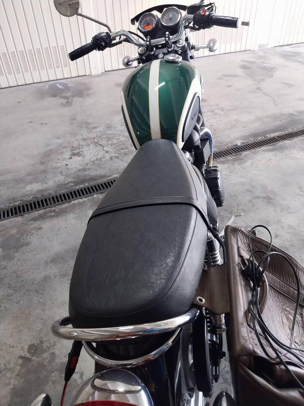 Triumph Bonneville T100 (2008 - 16) (2)