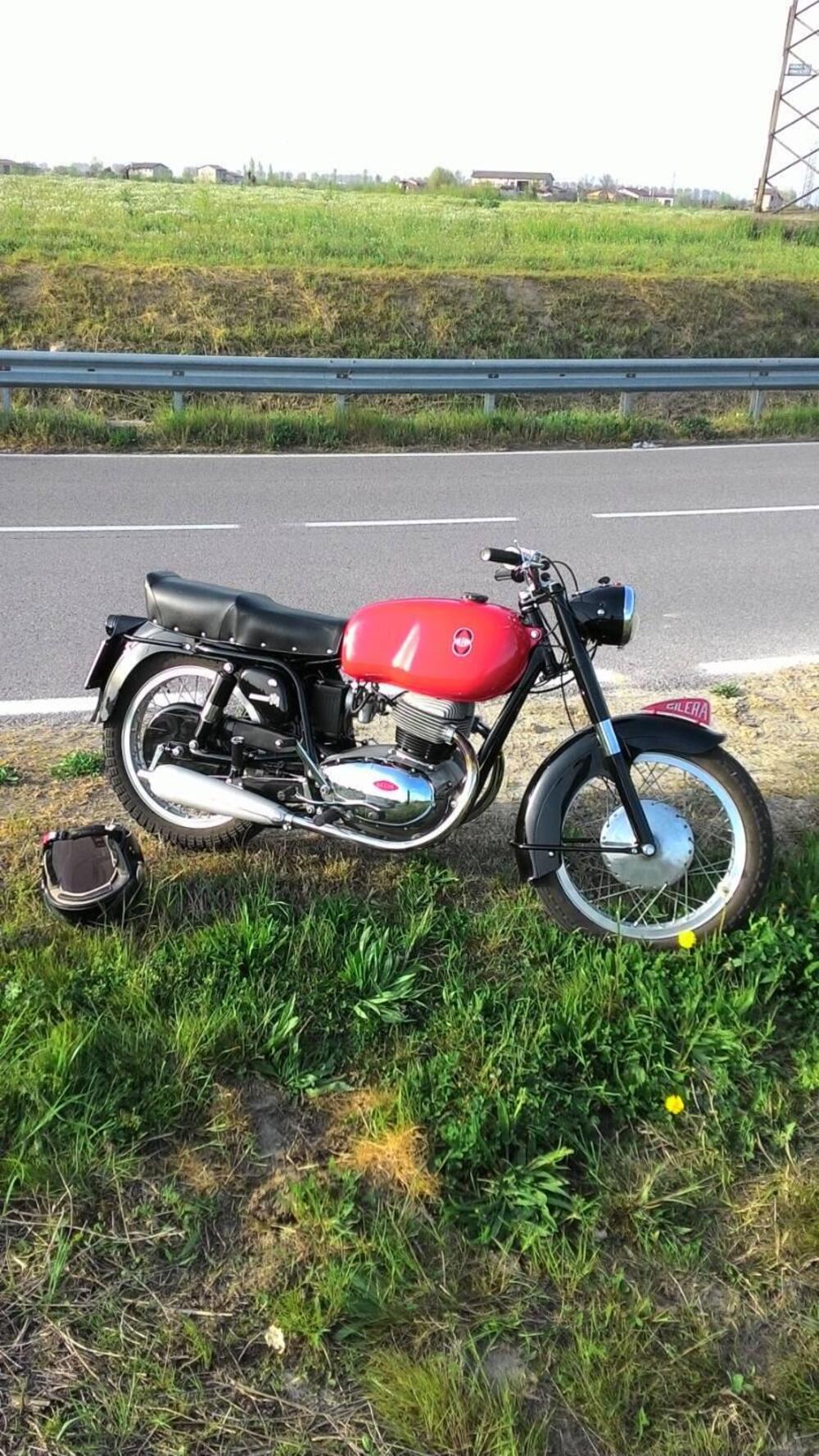 Gilera B 300 extra (3)