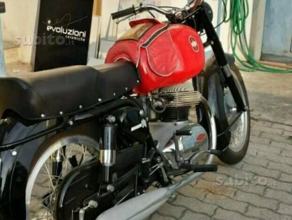 Gilera B 300 extra (5)