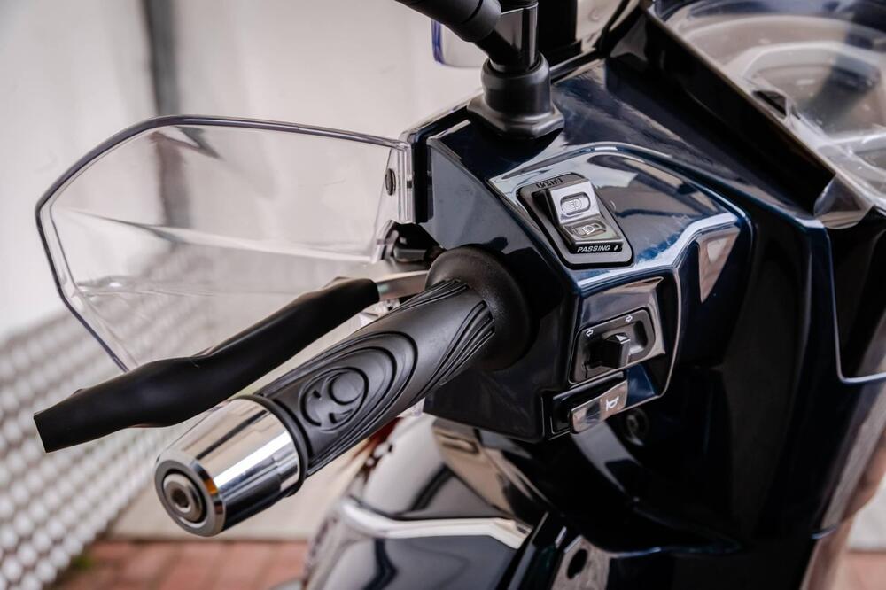 Kymco People 125i S (2021 - 25) (11)