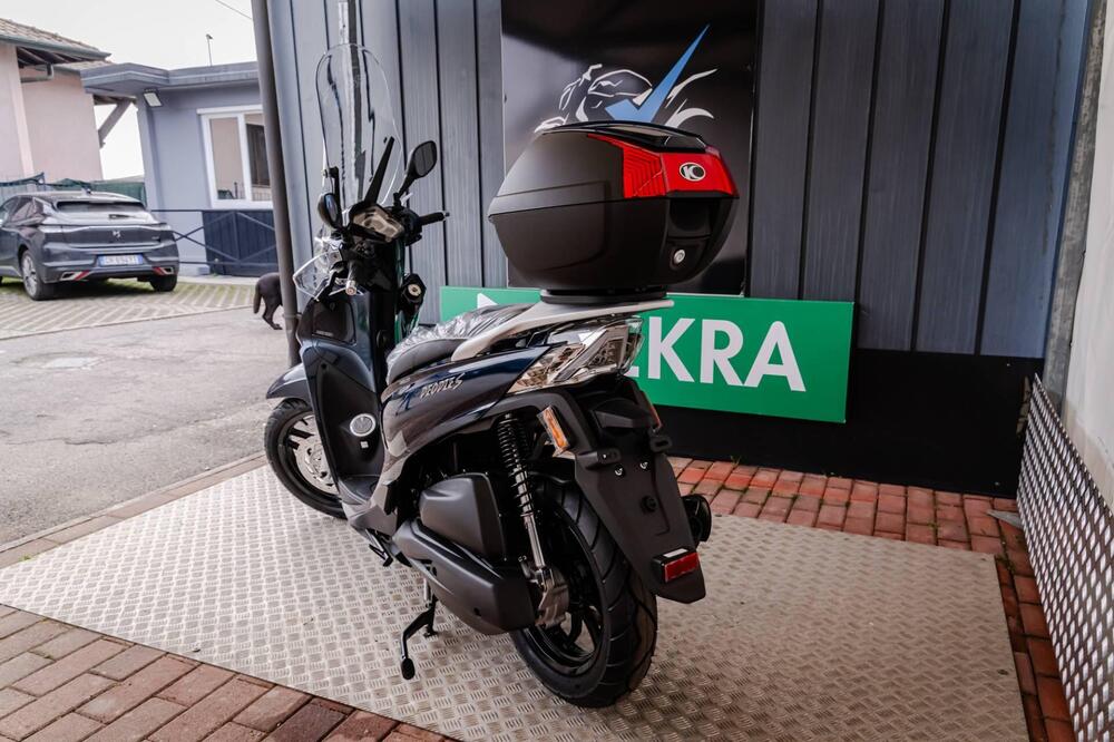 Kymco People 125i S (2021 - 25) (15)
