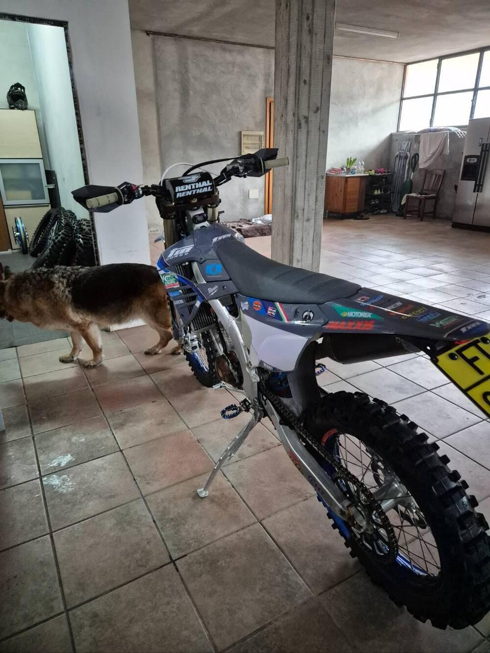 Tm Moto EN 300 ES Fi 4T TM Corse (2026) (2)