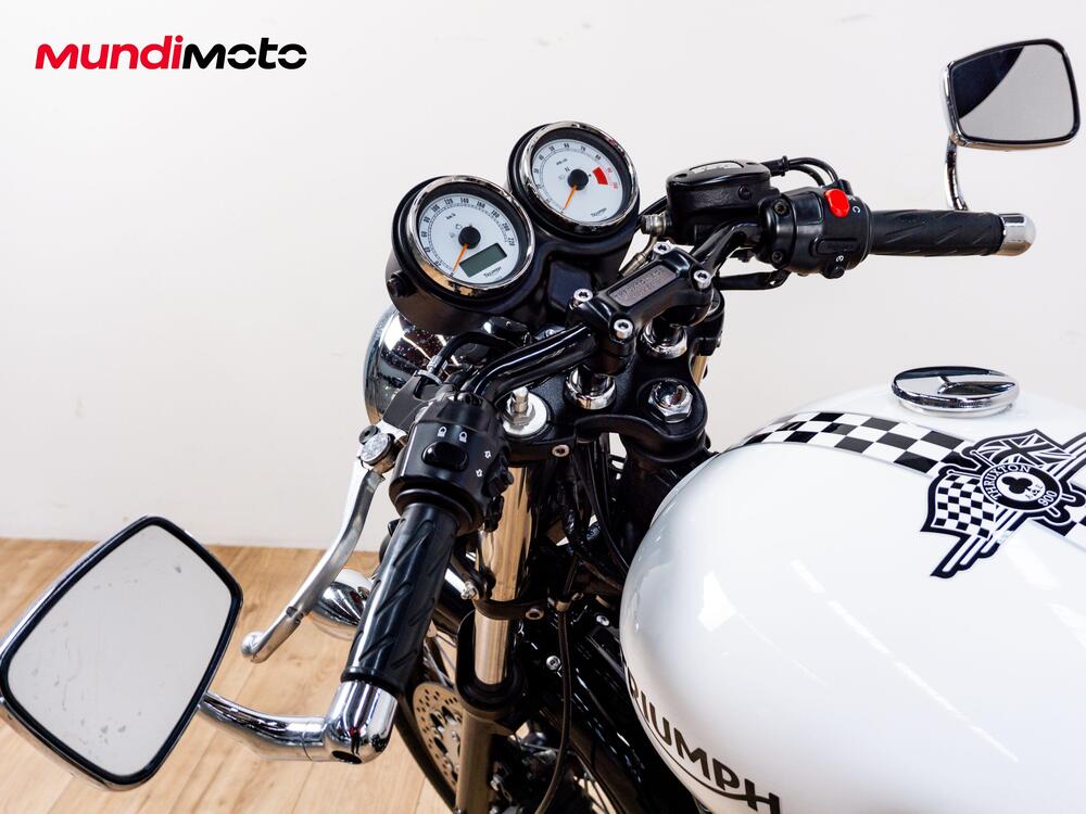 Triumph Thruxton 900 ACE (2014 - 15) (11)