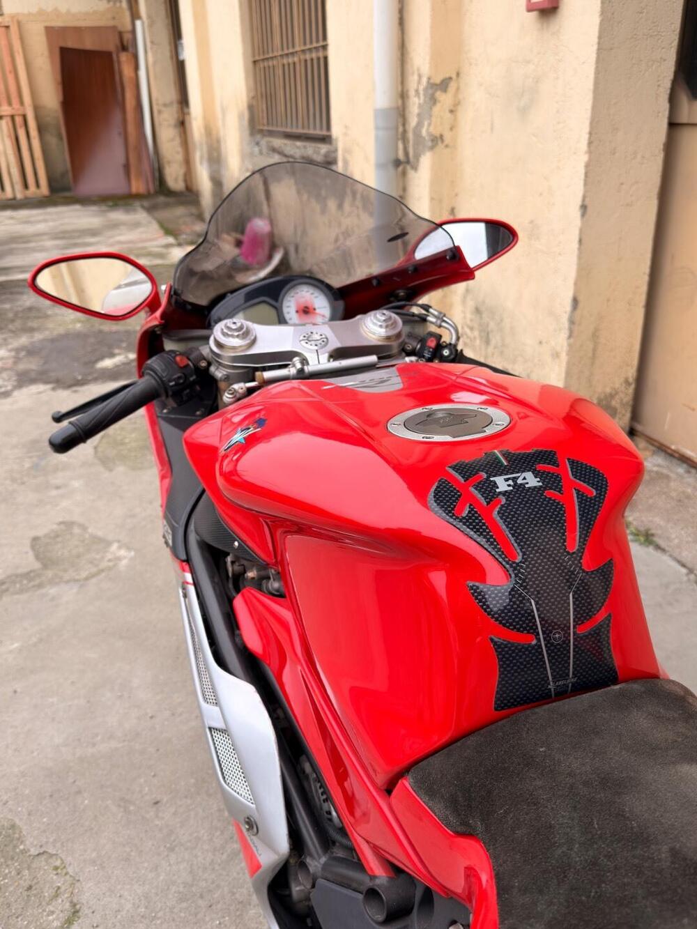 MV Agusta F4 1000 R 1+1 (2006 - 08) (7)