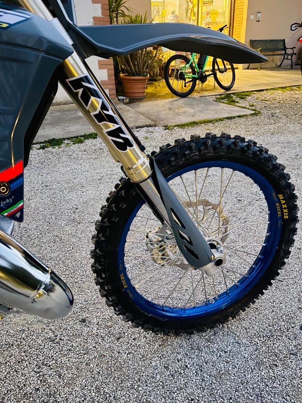 Tm Moto EN 125 ES Fi 2T (2026) (4)