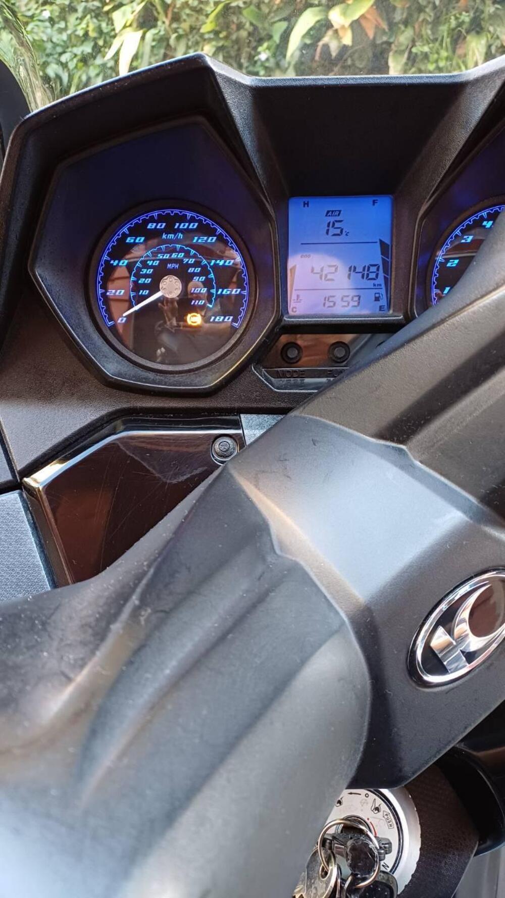 Kymco Downtown 350i ABS (2016 - 20) (4)