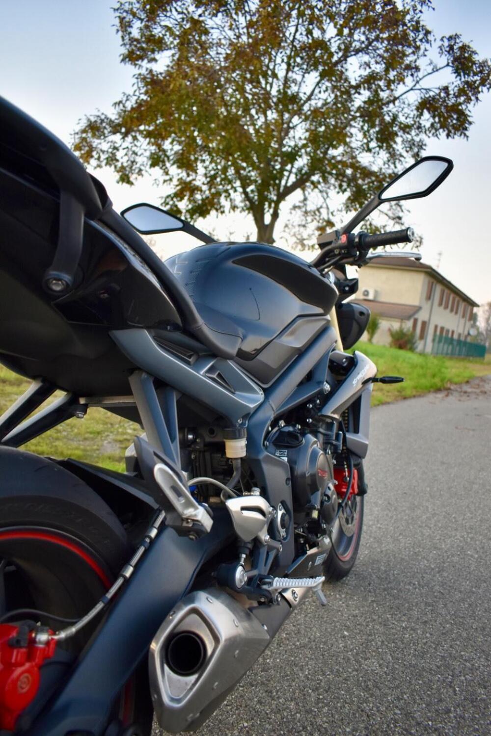 Triumph Street Triple ABS (2013 - 17) (5)