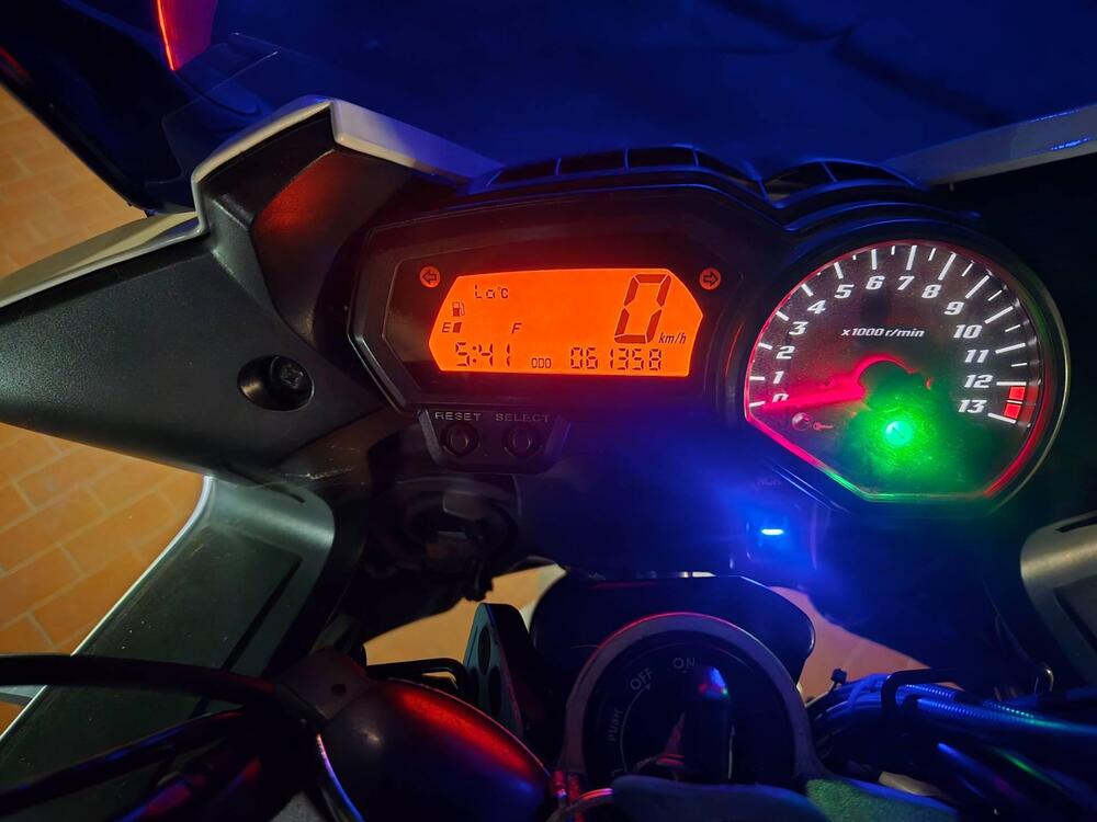 Yamaha FZ1 Fazer (2006 - 16) (5)