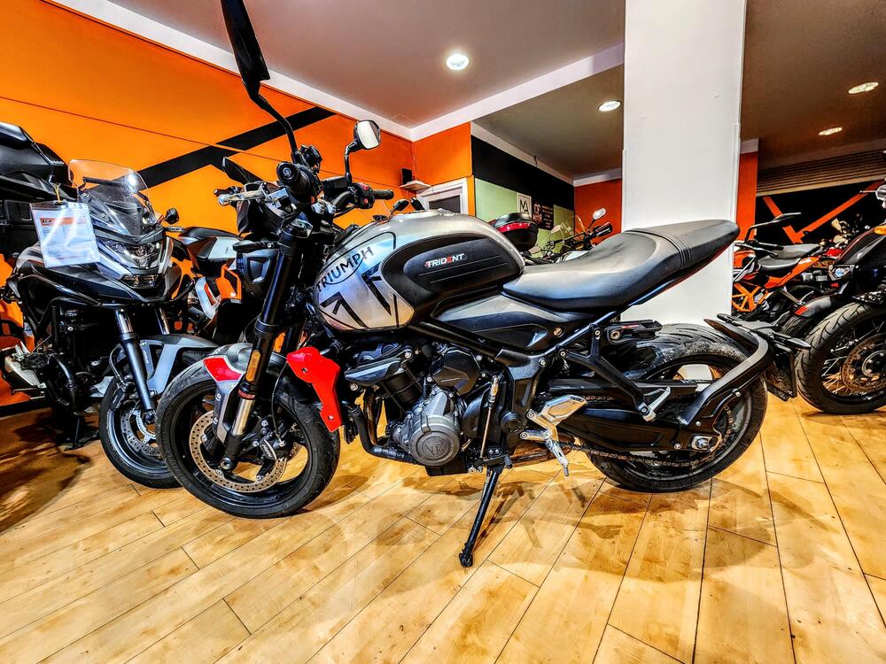Triumph Trident 660 (2021 - 24) (2)