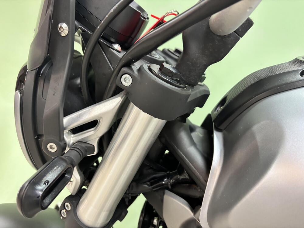 Voge Trofeo 300AC (2021 - 26) (15)