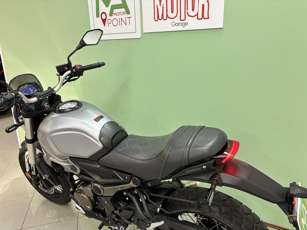 Voge Trofeo 300AC (2021 - 26) (20)