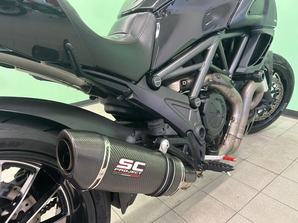 Ducati Diavel 1200 Dark (2012 - 13) (5)