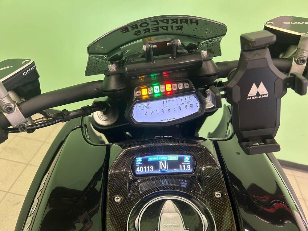 Ducati Diavel 1200 Dark (2012 - 13) (6)