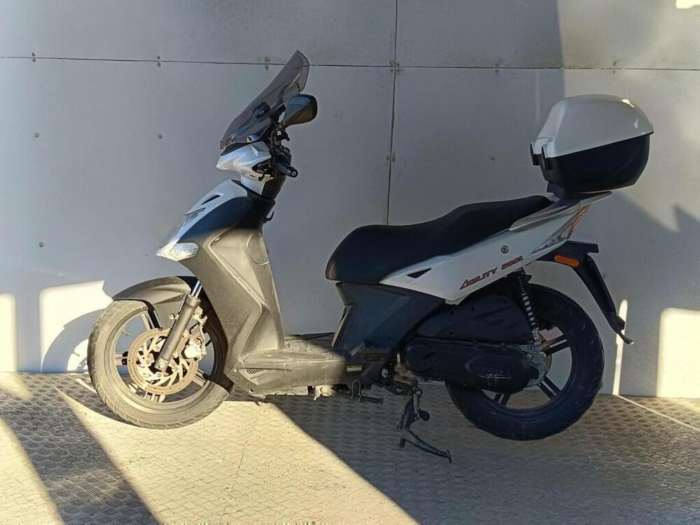Kymco Agility 200i R16 + (2020) (5)