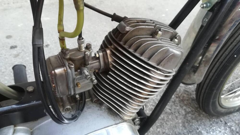 Moto Morini CORSARINO SCRAMBLER (4)