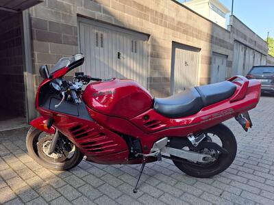Suzuki RF 900 R d'epoca