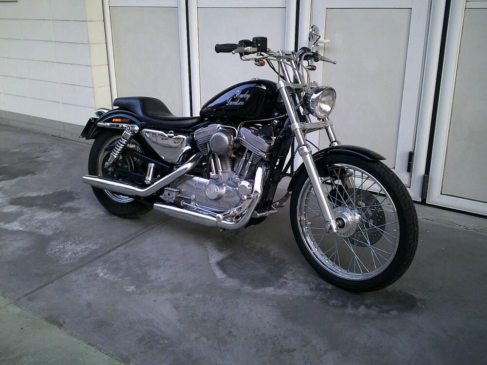 Harley-Davidson 883 Custom (1998 - 00) - XL 53C (2)