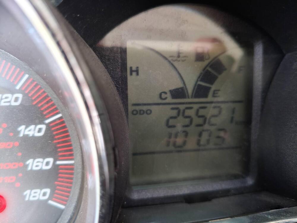 Kymco Downtown 300i (2009 - 17)