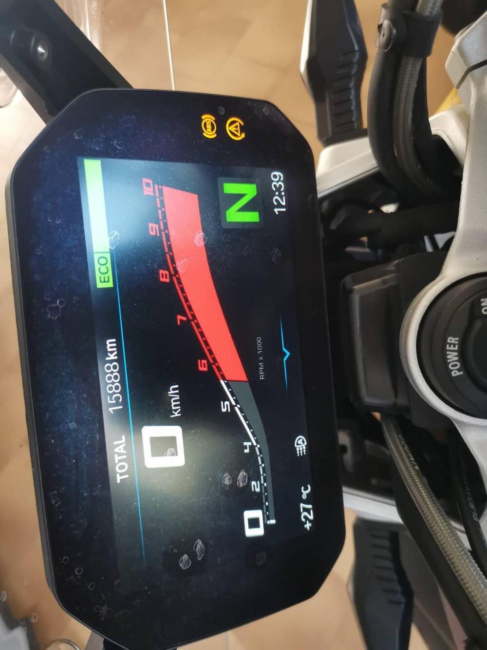 Bmw R 1250 R (2021 - 25) (2)