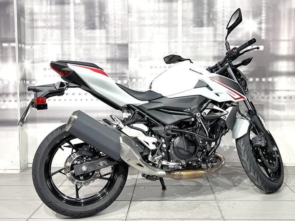Kawasaki Z 400 (2023) (8)