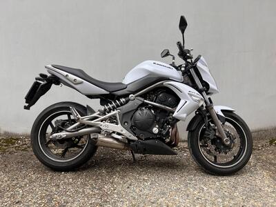 Kawasaki ER-6N (2009 - 11) usata