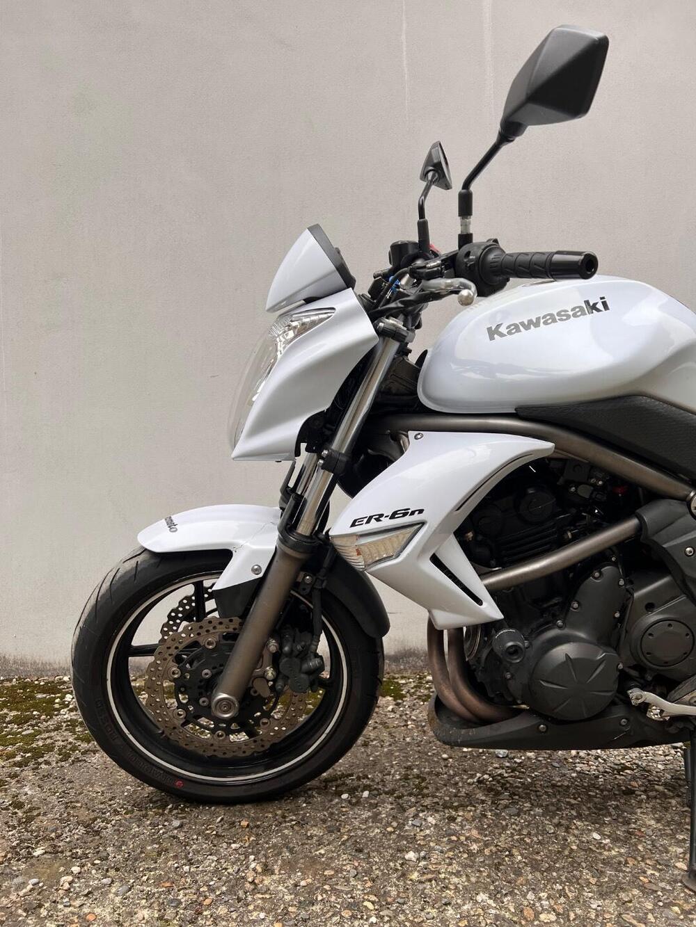 Kawasaki ER-6N (2009 - 11) (3)